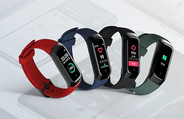 Young people&rsquo;s first &ldquo;smart device&rdquo;: lightweight and affordable, yet packed with all the essential monitoring features